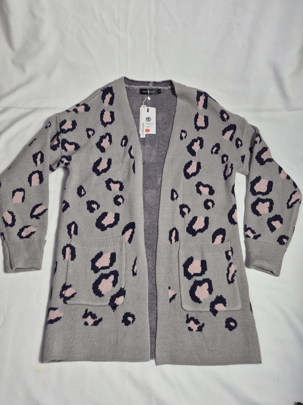 NWT SOFT Merokeety Grey Pink Navy Animal Print Thick Sweater Cardigan Size NEW